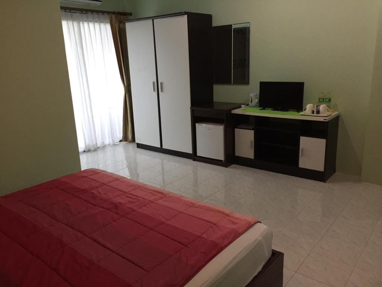 Apartamento Am House Klong Muang Beach Exterior foto